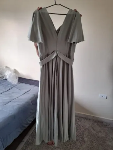 Vestidos para festas e casamento