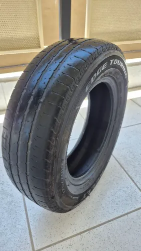 Pneu 13 175 70 Goodyear