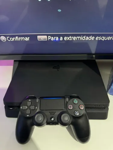 PLAYSTATION 4 1TB COM CAIXA + JOGOS