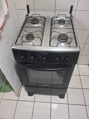 Vendo motivo retorno ao Rj