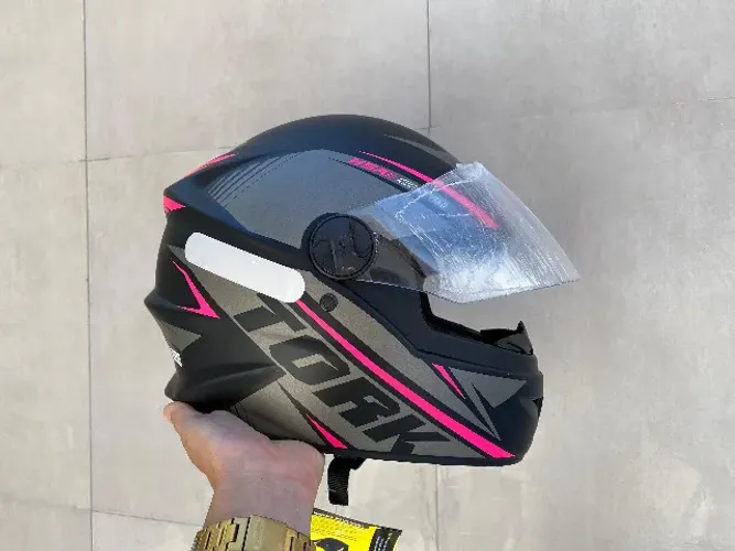 Capacete R8 Pro Tork Fosco Preto Rosa