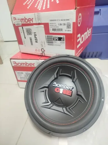 Par Alto-falante Subwoofer Bomber One 12 200w Preto 4 Ohms Preto