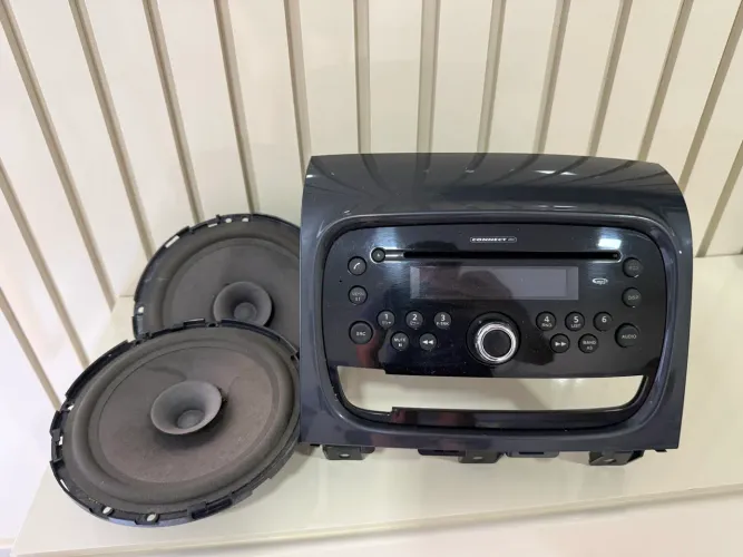 Rádio Original Fiat Connect Strada/Siena com Bluetooth + USB + MOLDURA + 2 auto falantes