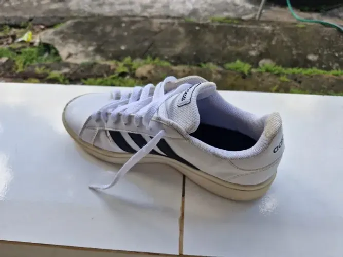 Tênis ADIDAS  n, 37