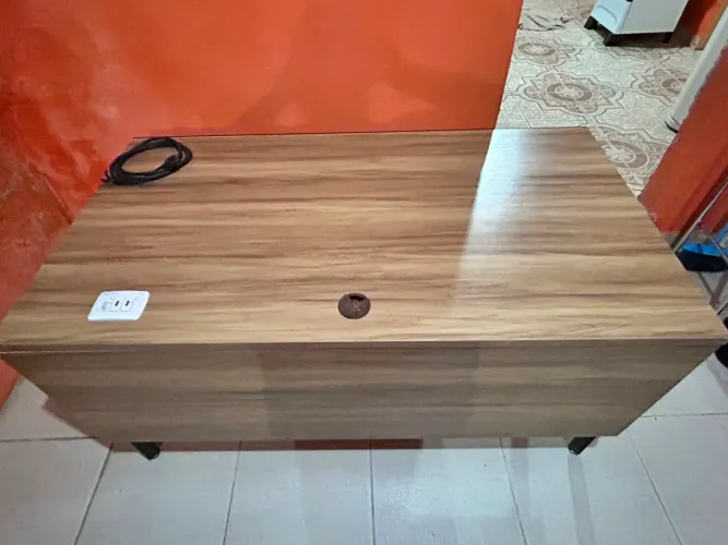 Mesa industrial de escritório de luxo!