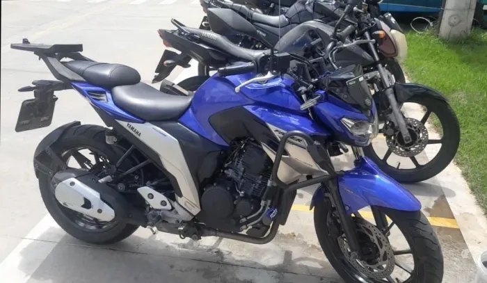 YAMAHA FZ25 2021 EM ÓTIMO ESTADO 