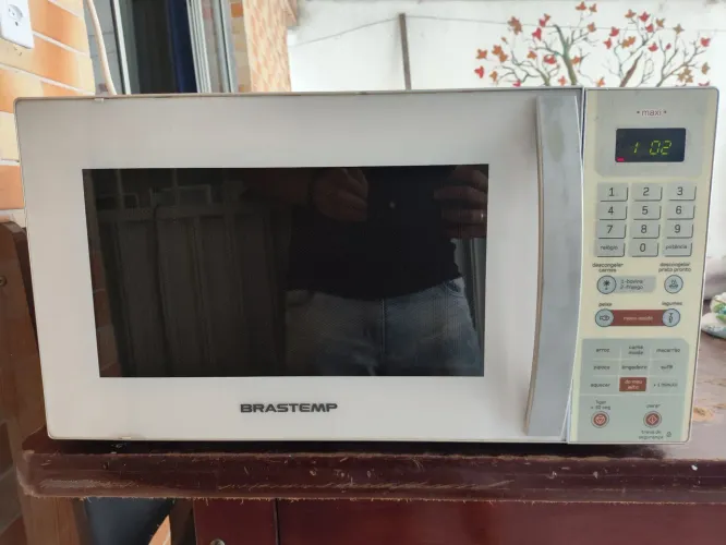 Microondas Brastemp INOX,30 lts,110 volts, entrego e dou garantia 