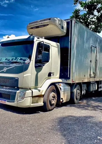 Volvo VM 330