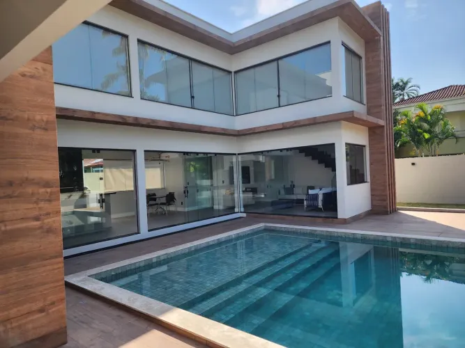 Mansão Itaporanga3, 599m2, 4 suítes, Lazer, salão de festas, Automatizada. Mobilada. GGera