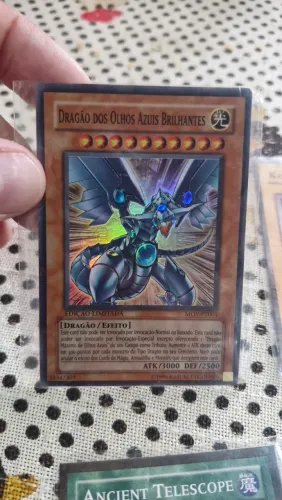 Yu-Gi-Oh 98 Cartas diversas Novinhas no estado  abaixei para vender 