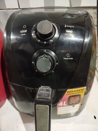Vendo Airfryer com garantia !