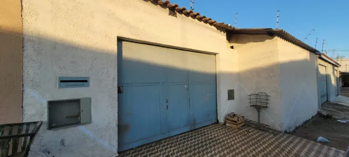 QNN 2 VENDO 2 CASAS DE 3QTS CADA