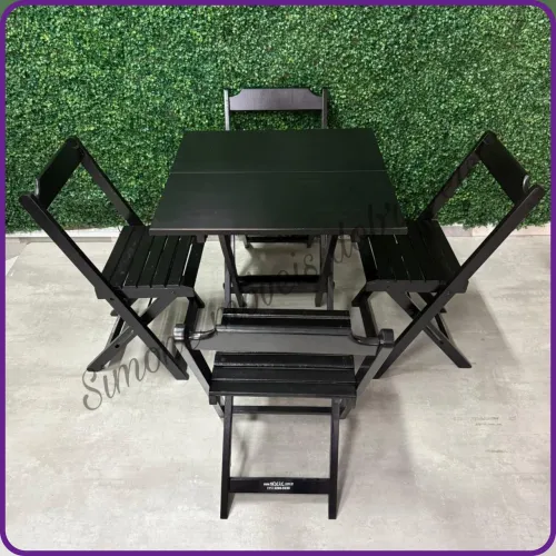 Conjunto 70x70 com 4 cadeiras
