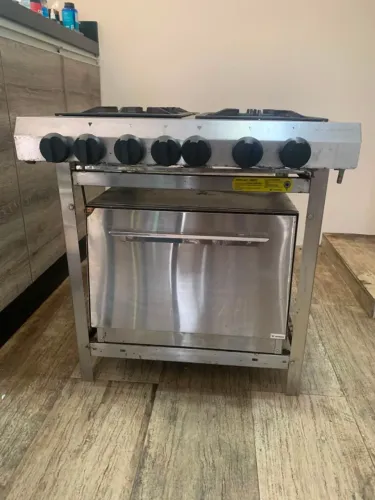 Fogão Industrial Venâncio com Forno