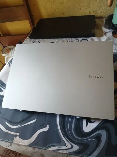 Notebook Samsung Galaxy Book Go com caixa e carregador originais e nota fiscal