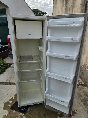 Geladeira Consul 240 litros