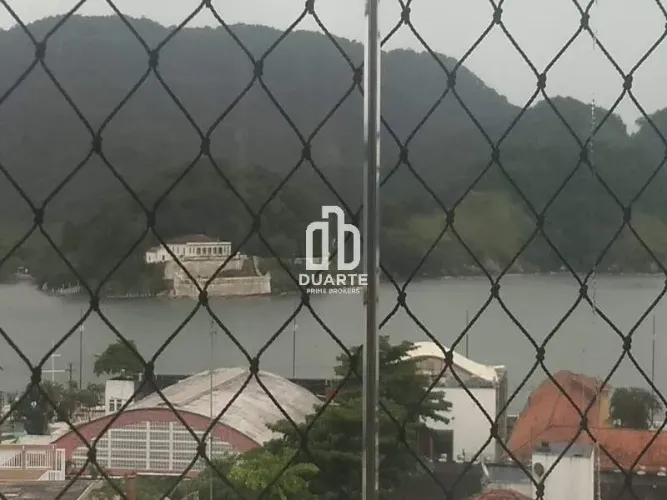 Apartamento para venda na Ponta da Praia, vista livre, 4 vagas, lazer