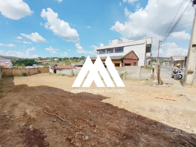 Alugo lote comercial no Garcias- Itaúna / Mg!