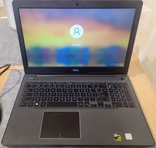 Notebook Dell G3 3579 - i7 8ª Geração, GTX 1050 Ti, 16GB RAM, SSD + HDD