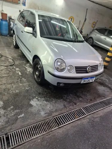 Volkswagen Polo Sedan 1.6 MI Total Flex 8V 4P 2005