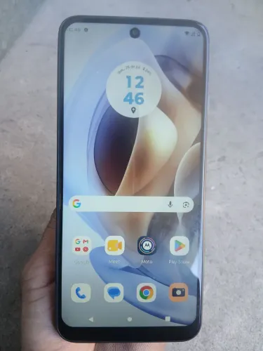 Vendo Moto G31 128 GB em excelente estado, funcionando perfeitamente.