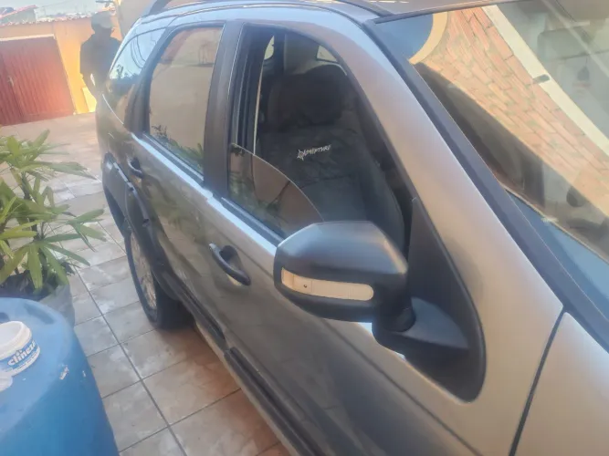 Fiat Palio Weekend Adventure Locker 1.8 Flex 2010