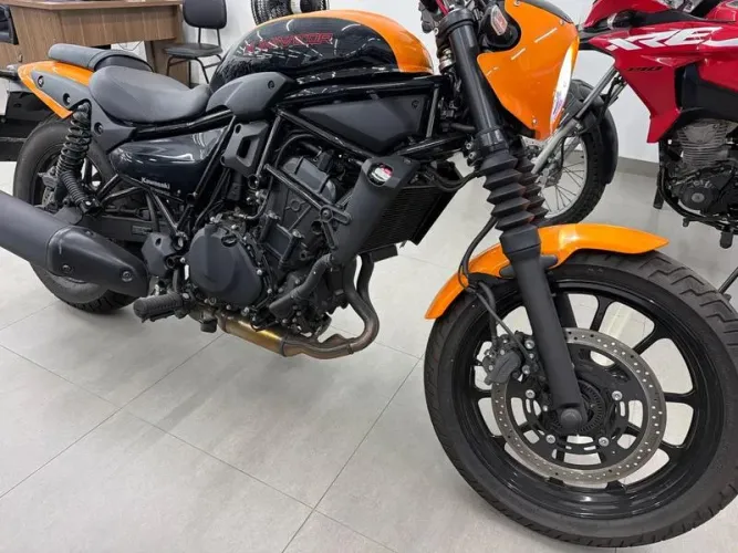 KAWASAKI ELIMINATOR 500 SE 2025