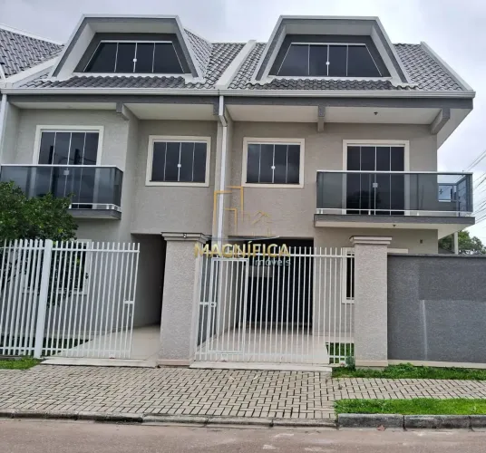 Lindo triplex novo e amplo na região do Sítio Cercado, próximo a comércios e excelente inf