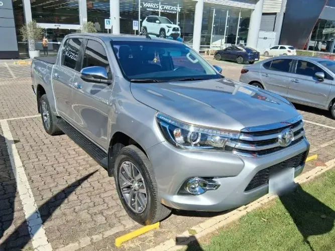 Toyota Hilux CD SRX 4X4 2.8 TDI 16V Diesel Aut. 2018