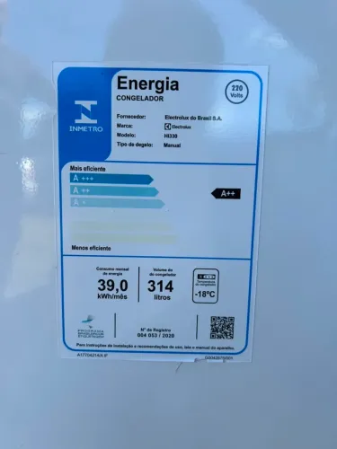 Freezer 220w e mesa de bilhar