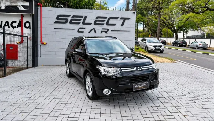 Mitsubishi Outlander 2.0 16V 160cv Aut. 2014
