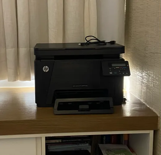 HP Color LaserJet Pro MFP M176n