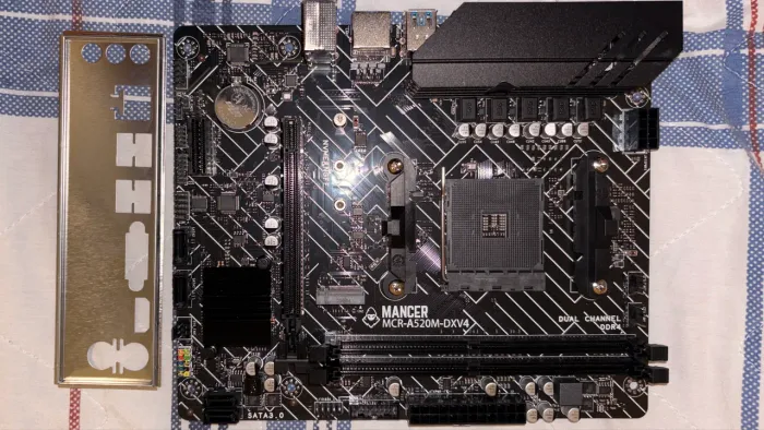 VENDO PLACA MÃE MANCER A520M