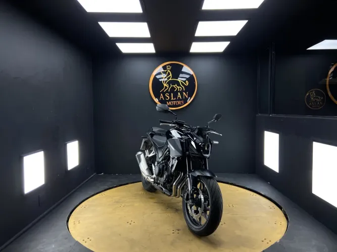 Honda Cb 500 hornet 2026