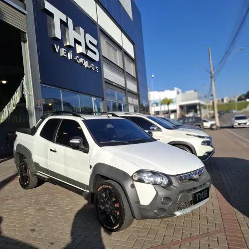 Fiat Strada Adventure1.8/ 1.8 Locker Flex CD 2016