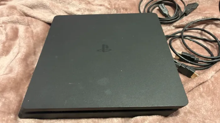 Ps4 slim