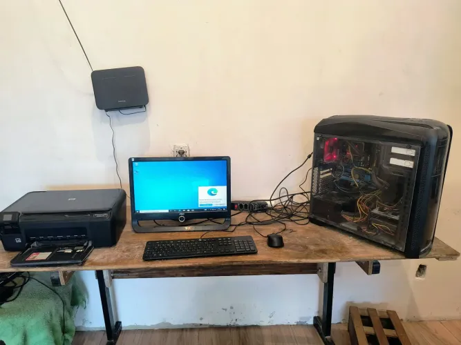 Computador com impressora