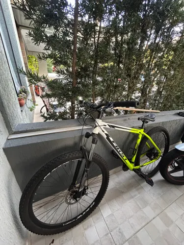 Bicicleta First Aro 29