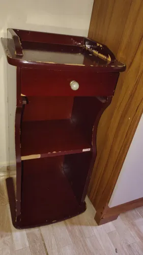 Mesa de cabeceira/mesa de canto