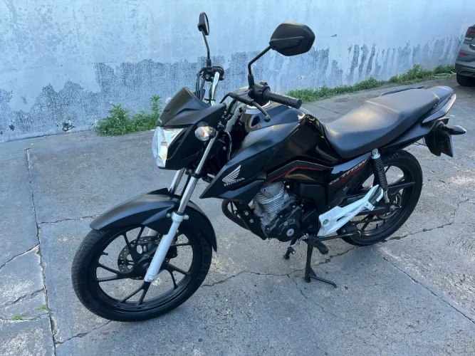 Titan 160 2024 Único dono
