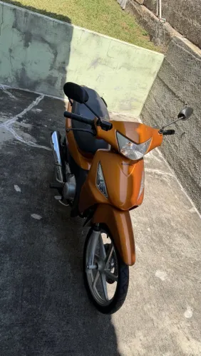 Biz + 125 ano 2006 com 11.000kms