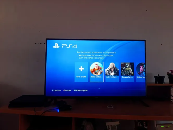 Ps4 slim HD 1T