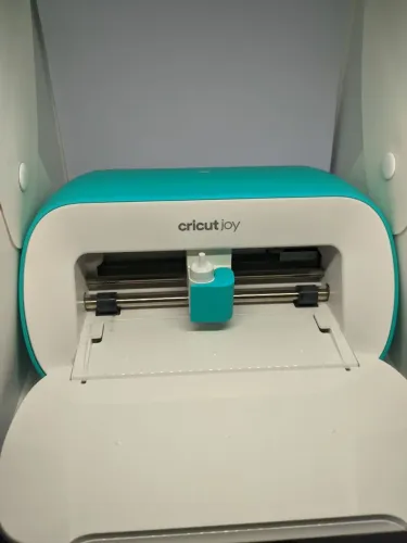 CRICUT JOY - MÁQUINA DE CORTE