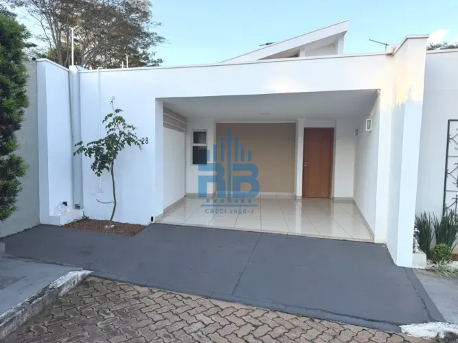 LINDA CASA À VENDA - CONDOMÍNIO VILLA PARK