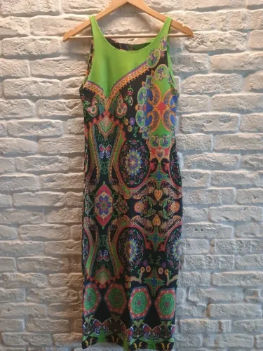 Vestido Farm midi justo em malha grossa estampado - novo - tam P/M