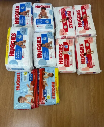 Lote de Fraldas Huggies M