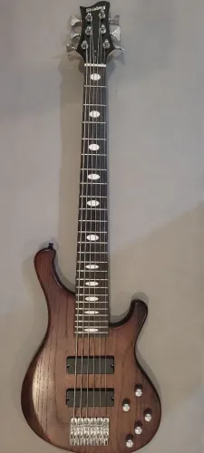 Baixo 6 cordas strimberg