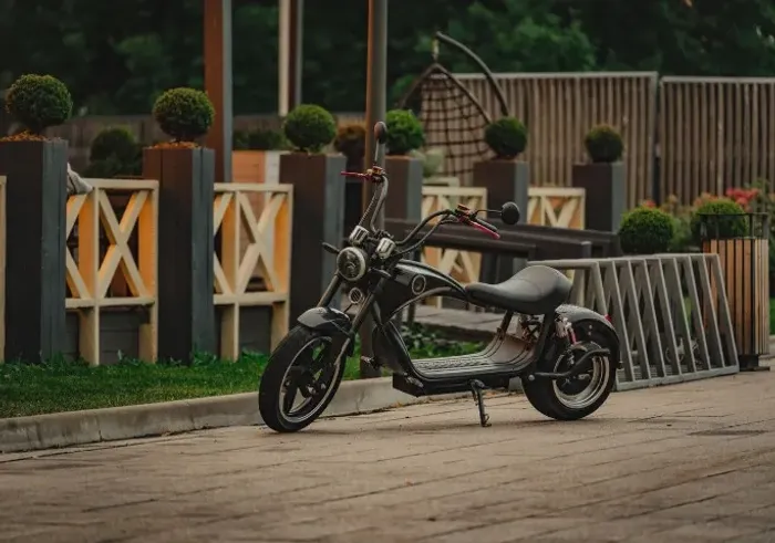 Montagem de Scooter e Bike Elétrica troca Pneu e Pastilha