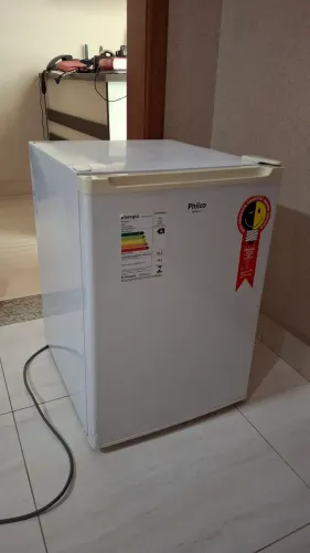 Frigobar Philco PH85N (68 Litros) USADO em boas condições