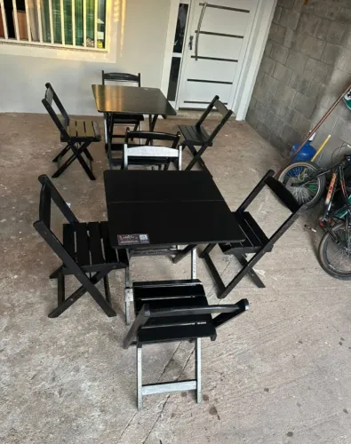 Mesa + 4 Cadeiras de bar e lanchonete